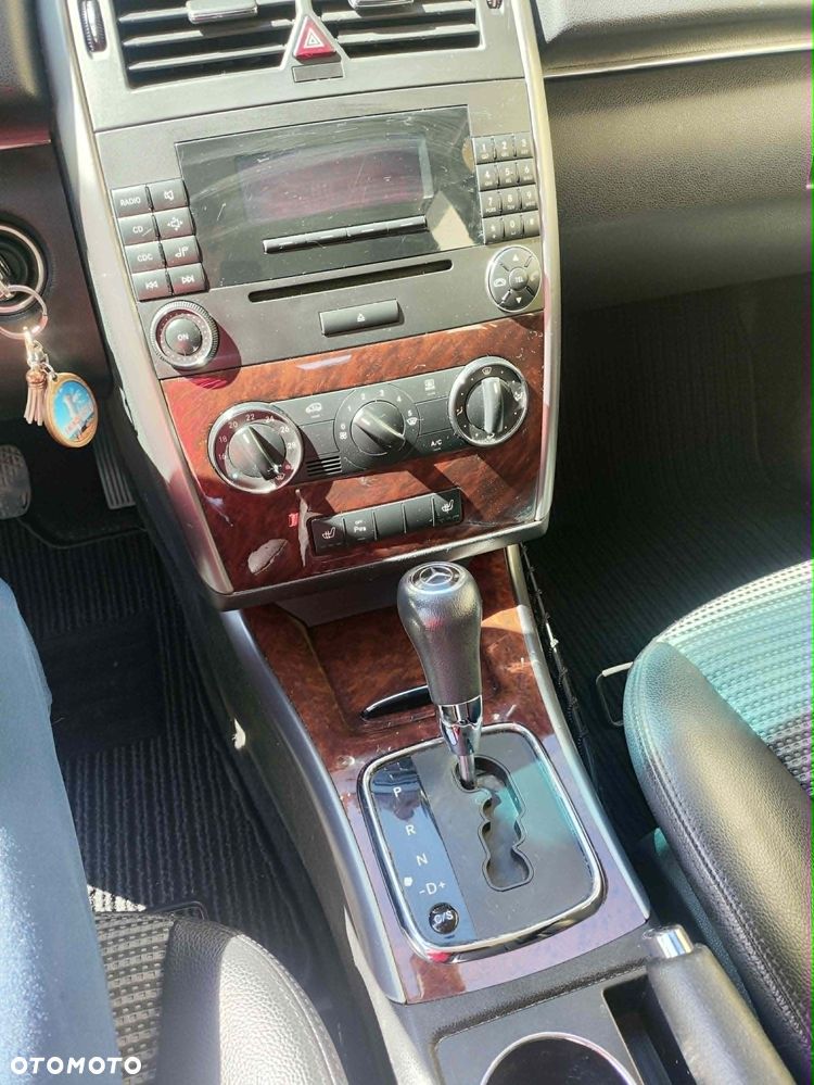 Mercedes-Benz Klasa B 200 Autotronic - 11