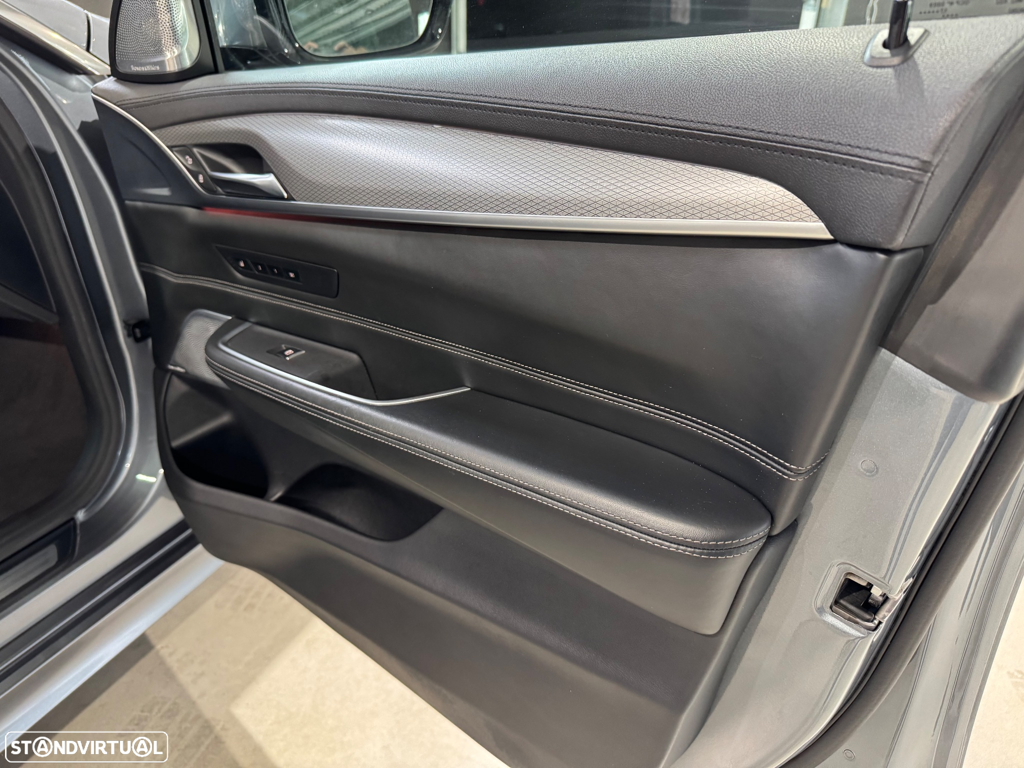 BMW 630 Gran Turismo d Pack M - 45