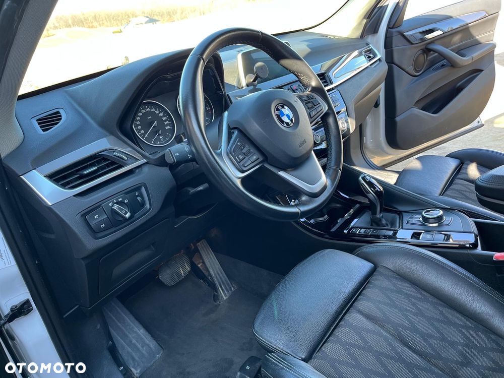 BMW X1 sDrive18i Advantage - 19