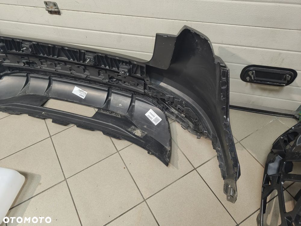 Audi E Tron 4KE ZDERZAK TYŁ 6PDC - 5