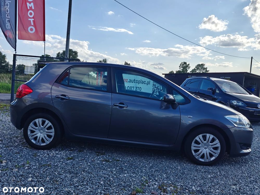 Toyota Auris 1.6 VVT-i Sol - 10