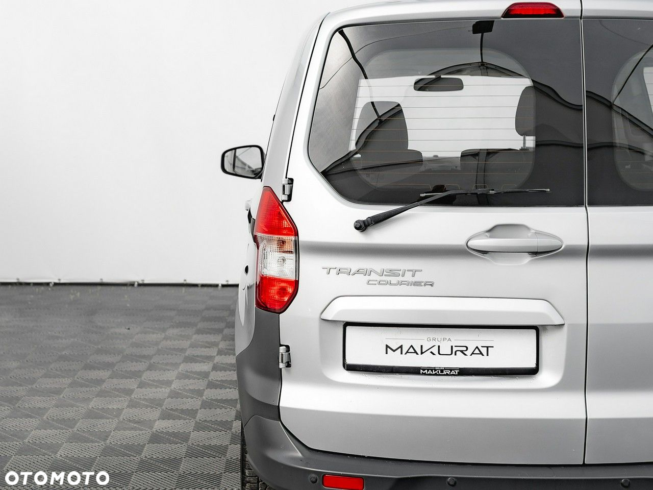 Ford Transit Courier 1.0 EcoBoost Trend - 12
