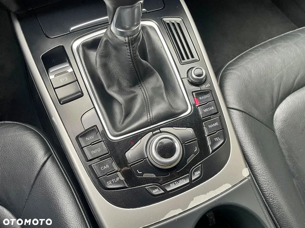 Audi A4 Limousine 2.0 TDI DPF Attraction - 28