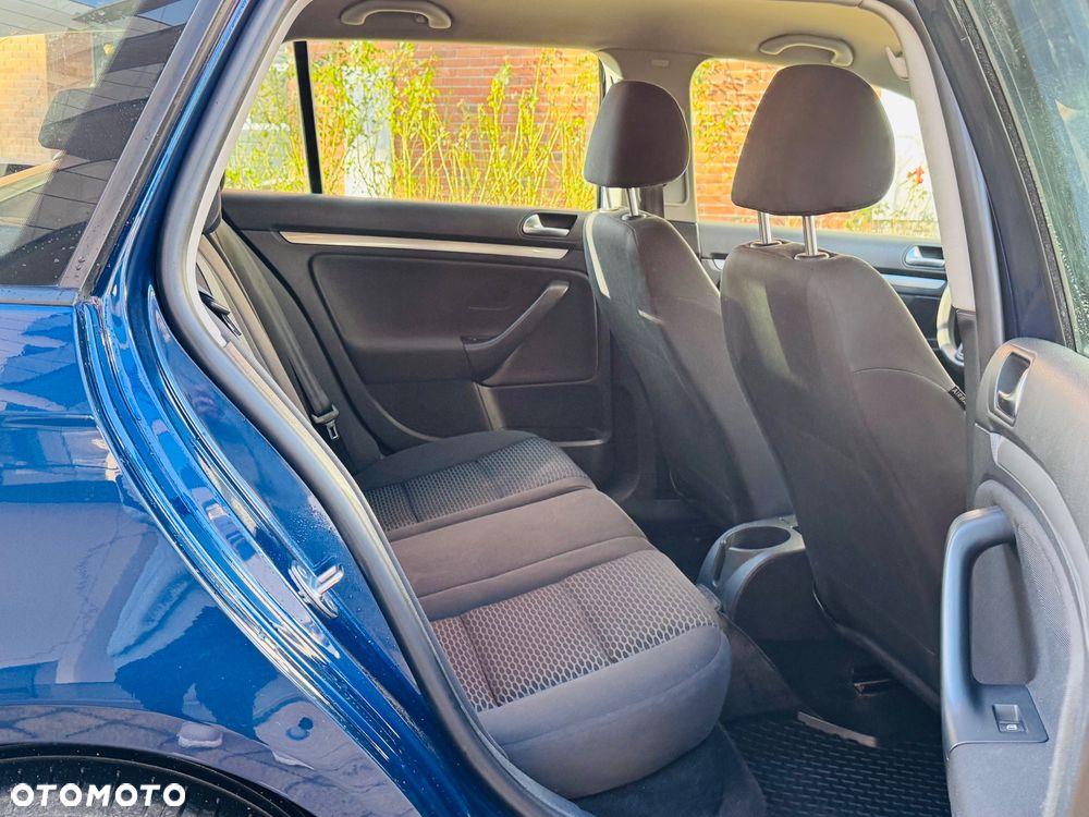 Volkswagen Golf Variant 1.4 TSI Comfortline DSG - 37