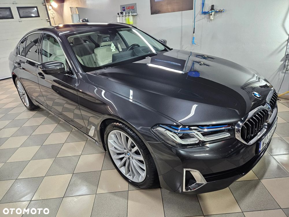 BMW Seria 5 530d xDrive mHEV Luxury Line - 3