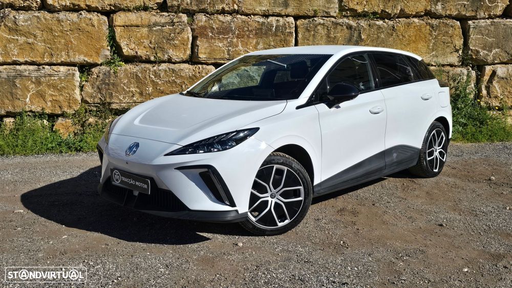 MG MG4 64 kWh Luxury - 60