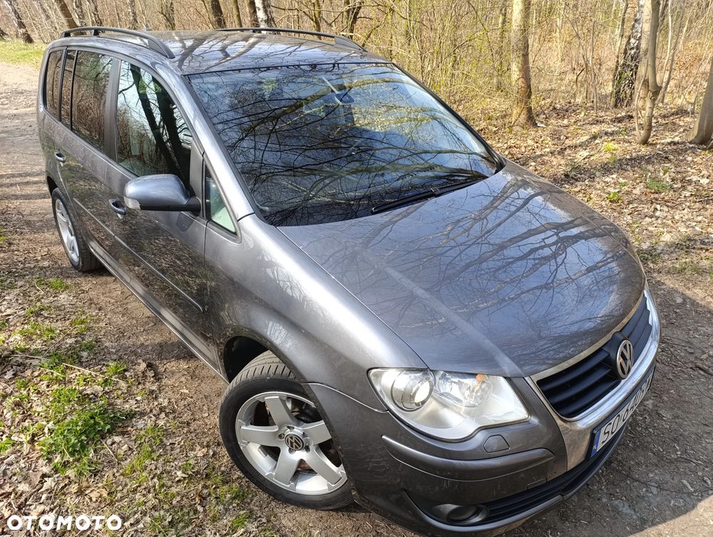 Volkswagen Touran - 5