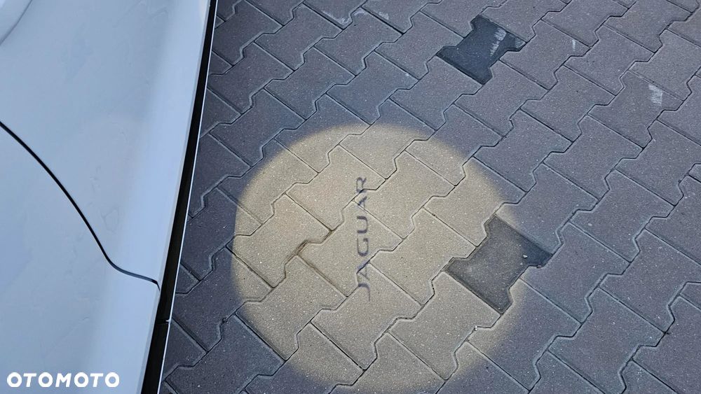 Jaguar F-Pace - 10