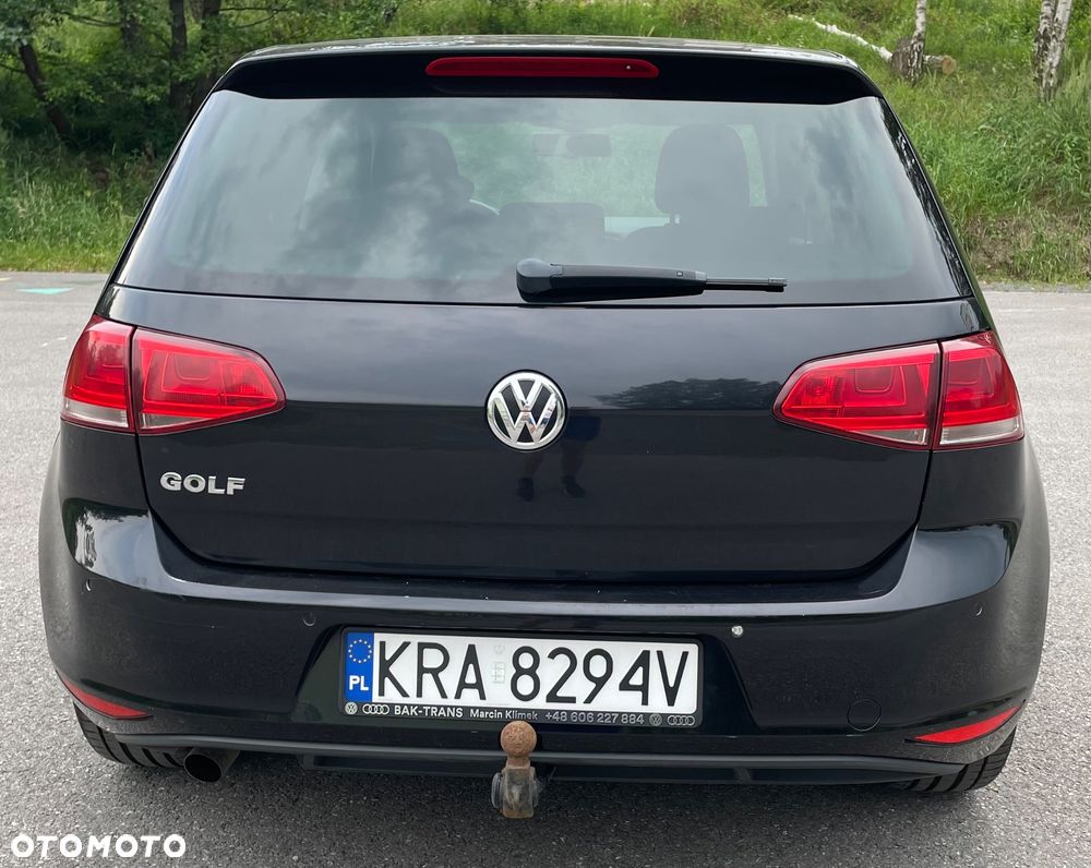 Volkswagen Golf 1.6 TDI DPF Highline - 9