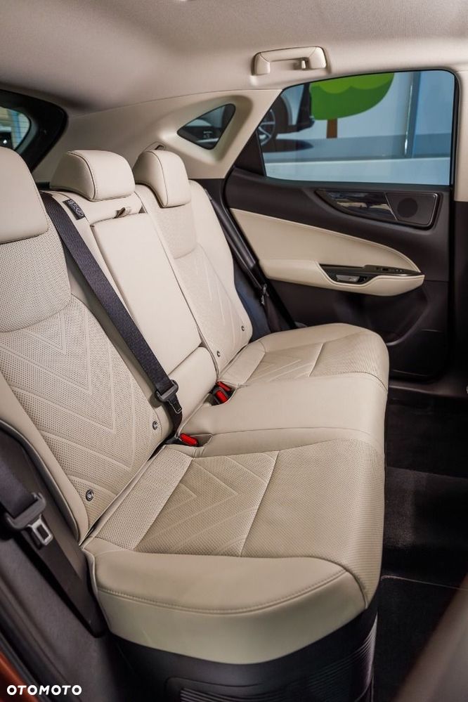 Lexus NX 350h Prestige AWD - 15