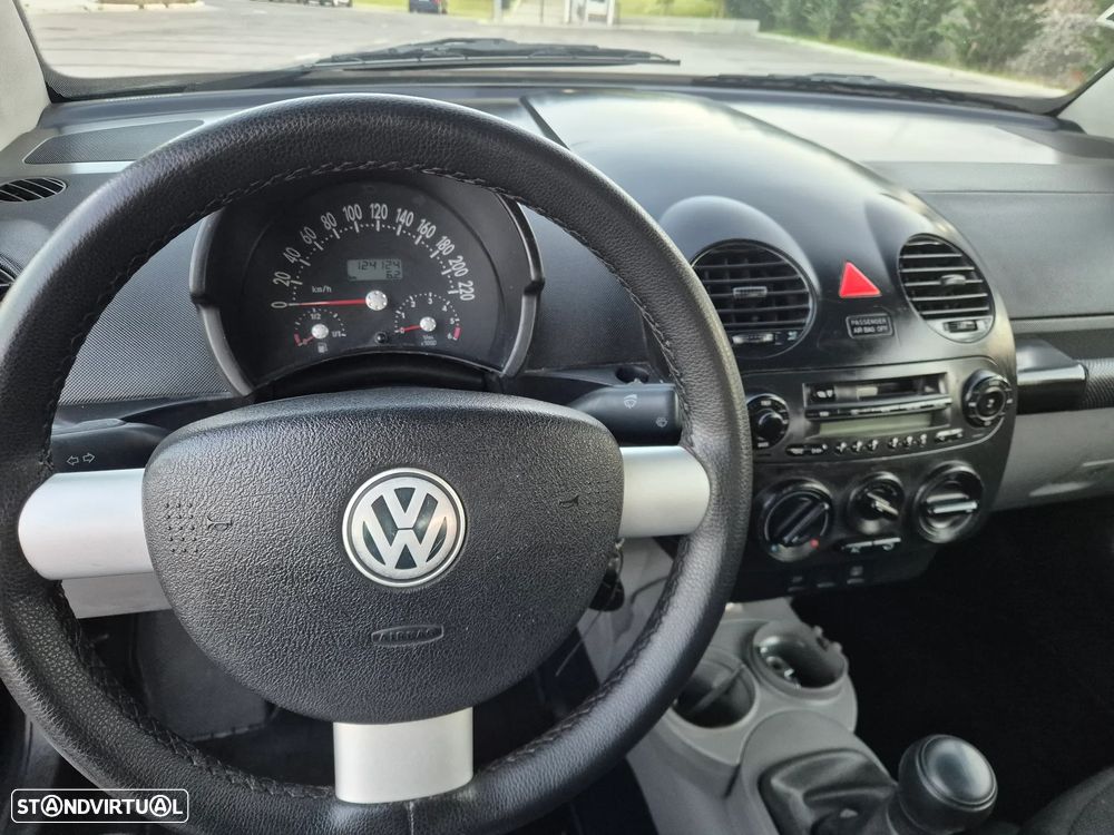 VW New Beetle Cabriolet 1.4 CE - 29