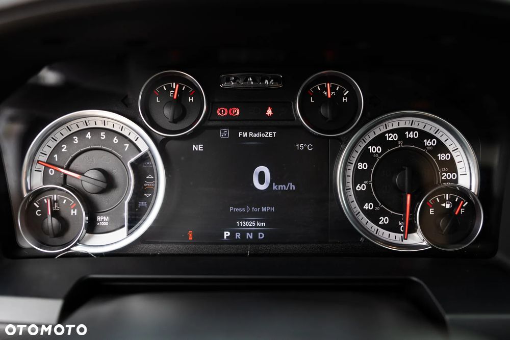 RAM 1500 - 25