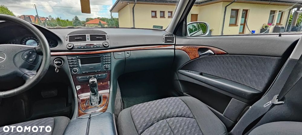 Mercedes-Benz Klasa E 320 CDI Classic DPF - 20