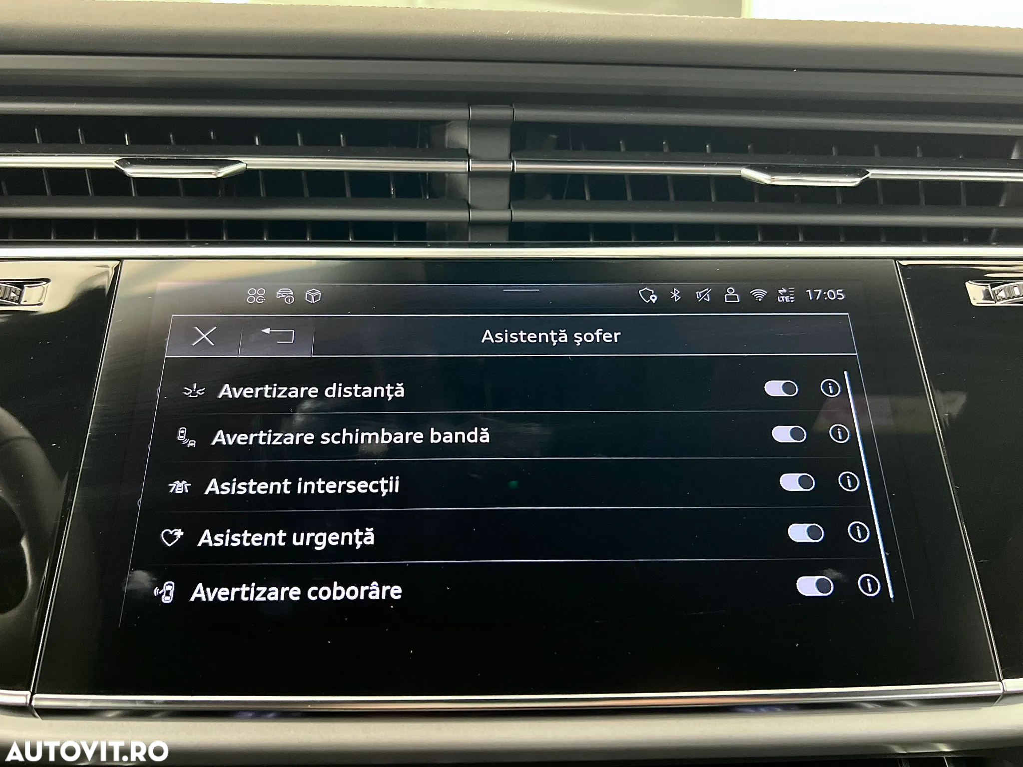 Audi Q7 55 TFSI e quattro Tiptronic PHEV Basic - 33