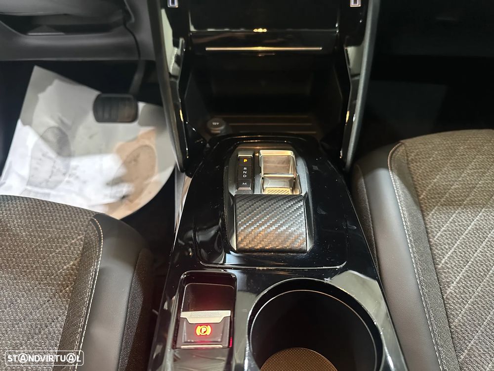 Peugeot 208 1.2 Hybrid Allure e-DCS6 - 10