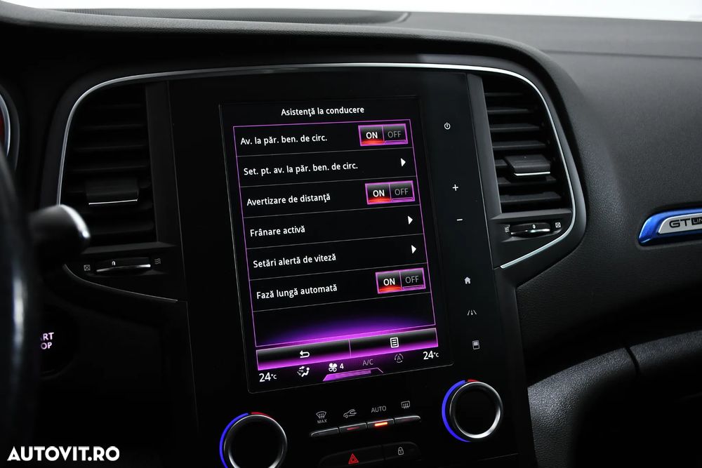 Renault Megane ENERGY dCi 110 GT LINE - 24