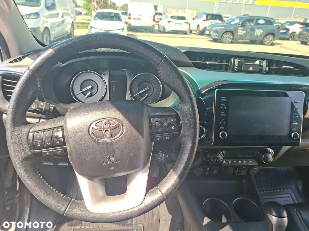 Toyota Hilux 2.8 D-4D Double Cab SR5 4x4 - 15