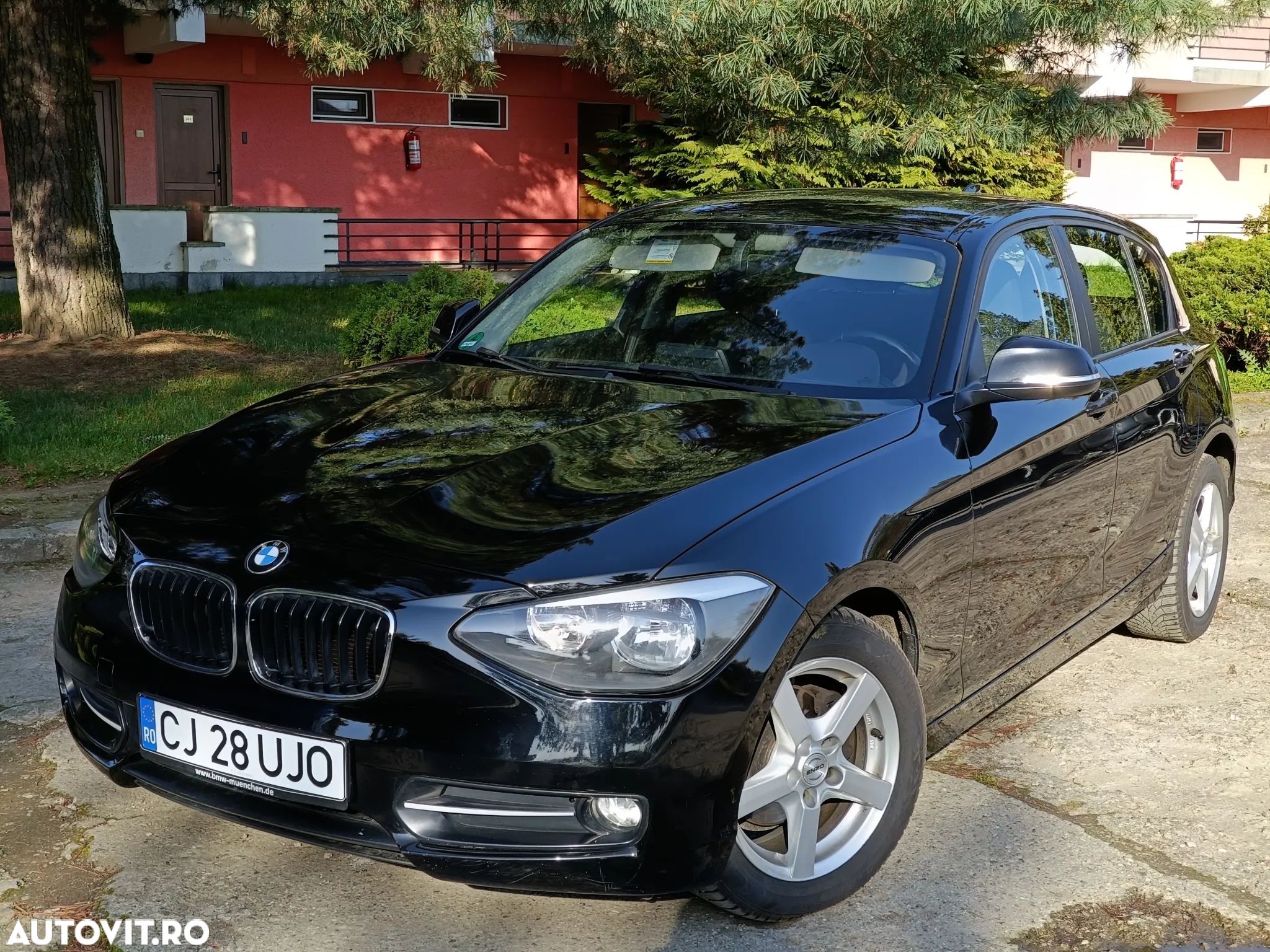 BMW Seria 1 - 1
