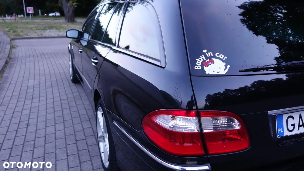 Mercedes-Benz Klasa E 500 4-Matic T Avantgarde - 6