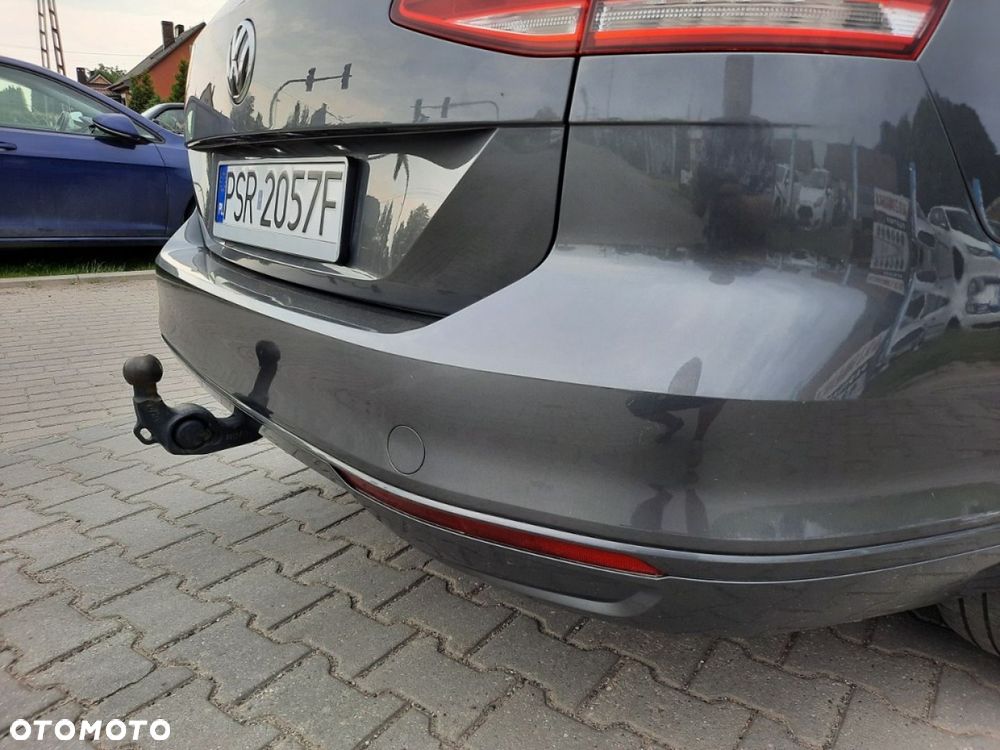 Volkswagen Passat - 9