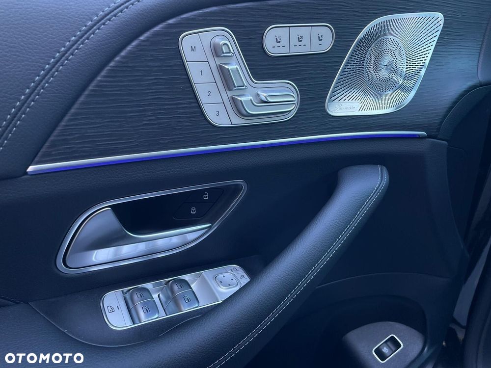 Mercedes-Benz GLE - 12