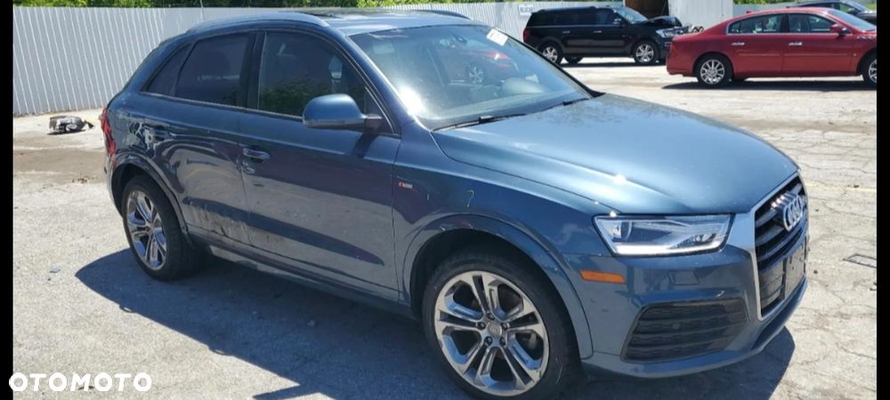 Audi Q3 - 1