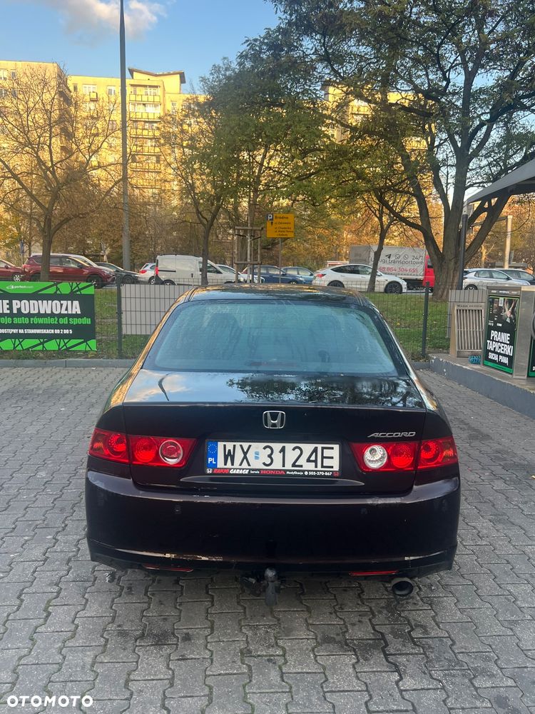 Honda Accord 2.0 Executive - 6