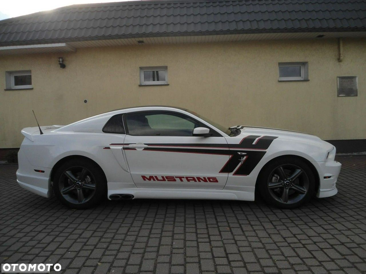 Ford Mustang - 11