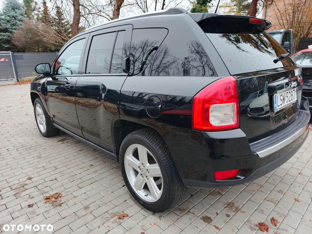 Jeep Compass - 26