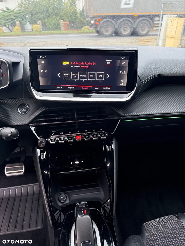 Peugeot 208 1.2 PureTech GT S&S EAT8 - 23