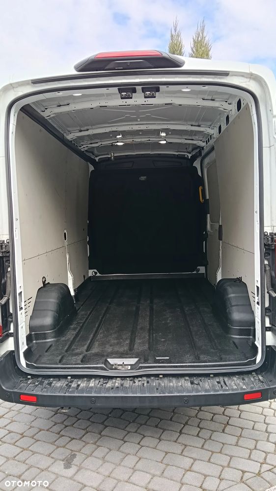 Ford Transit - 7