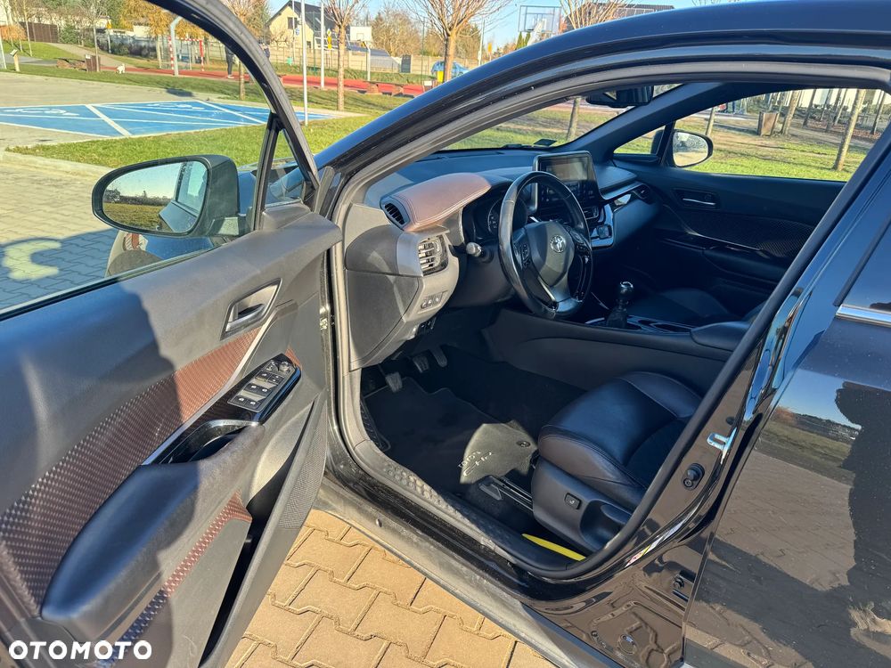 Toyota C-HR 1.2 T Prestige - 13