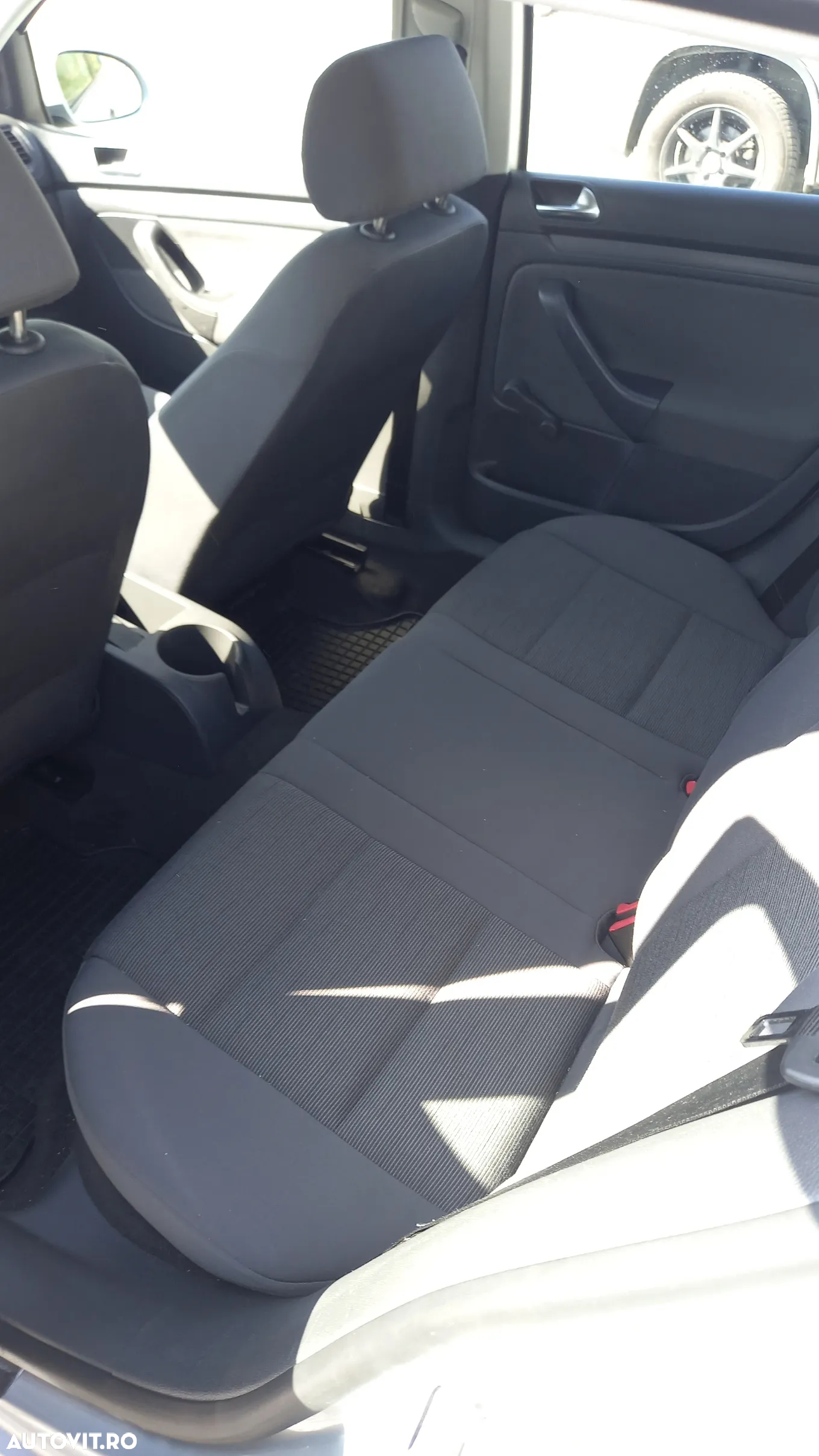 Volkswagen Golf - 13