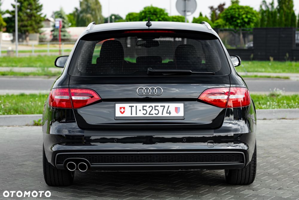 Audi A4 Avant 2.0 TDI DPF quattro S tronic S line Sportpaket - 9