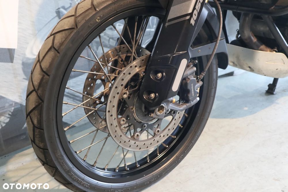 Suzuki V-STROM - 5