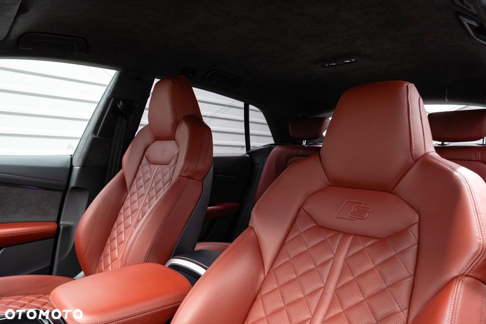 Audi Q8 - 17