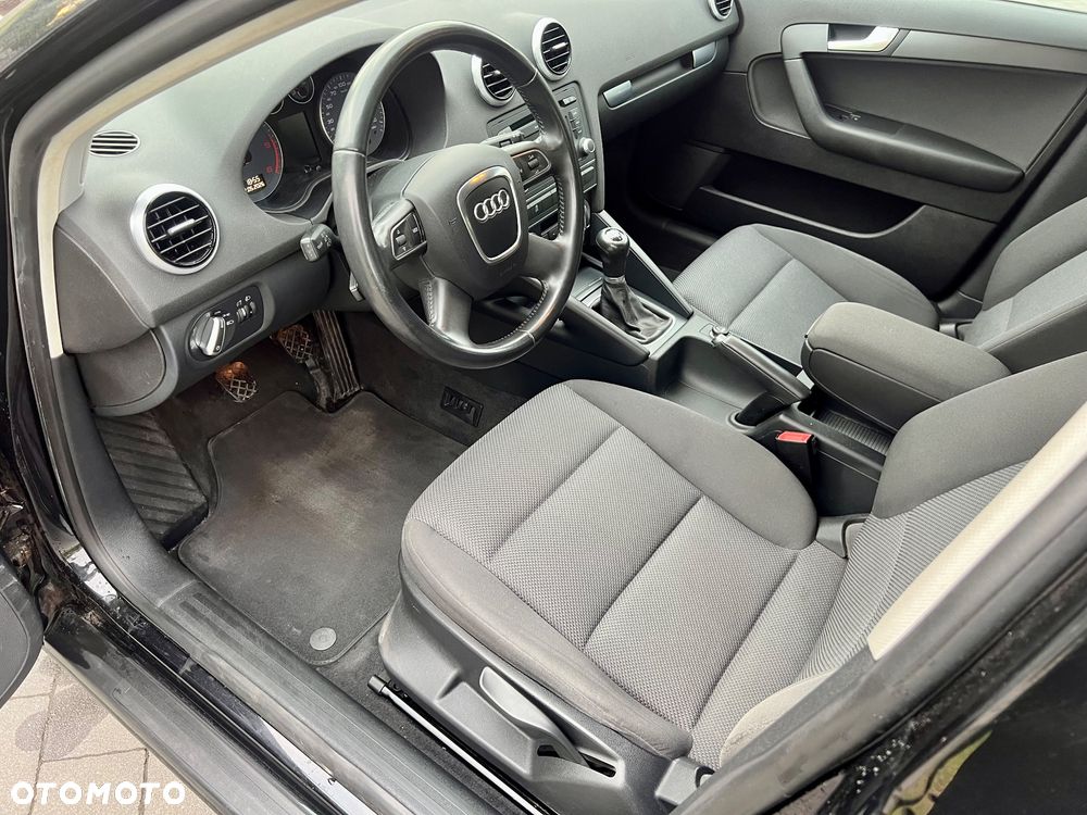 Audi A3 Sportback 1.6 TDI Attraction - 13