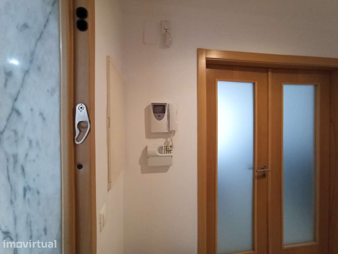 Apartamento T2 para Arrendamento - Grande imagem: 2/11
