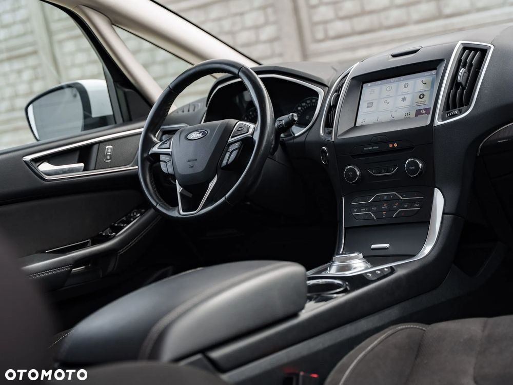 Ford S-Max 2.0 EcoBlue Titanium - 17