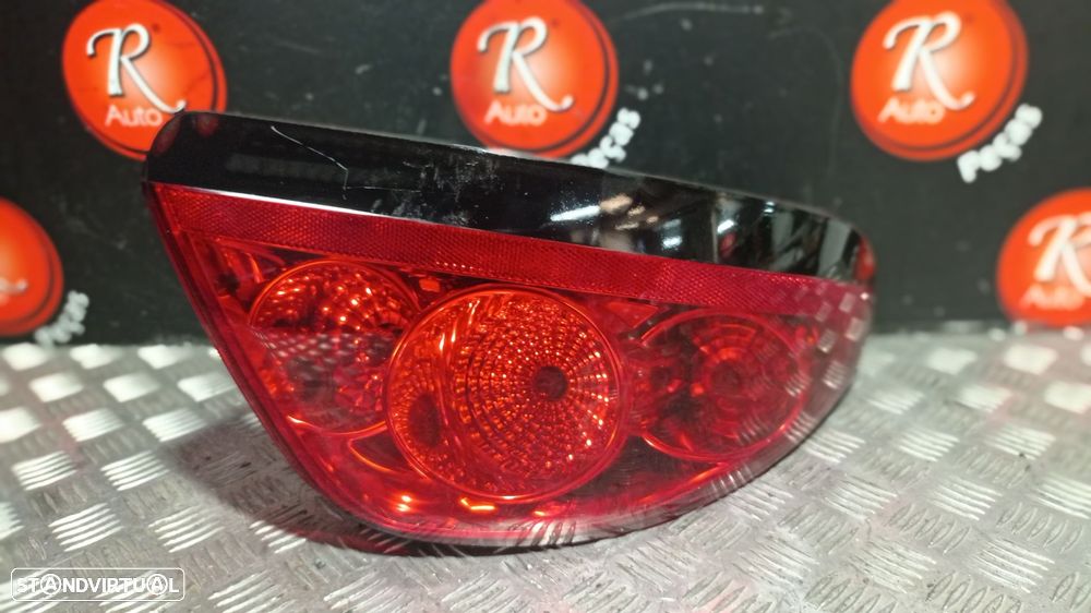 Farolim Stop Esq Fiat Linea (323_, 110_) - 1