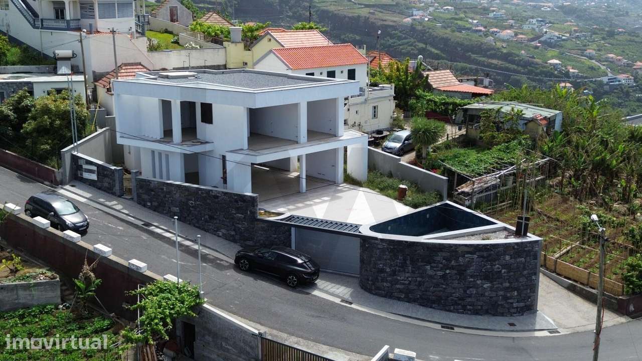 Moradia T4  c/Vista Mar , Piscina e Garagem  - Ponta do Sol | Ilha da - Grande imagem: 3/24