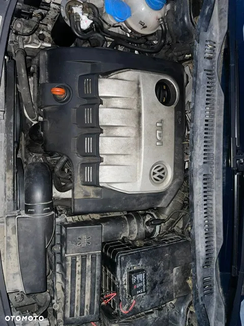 Volkswagen Touran 2.0 TDI DPF Trendline - 7