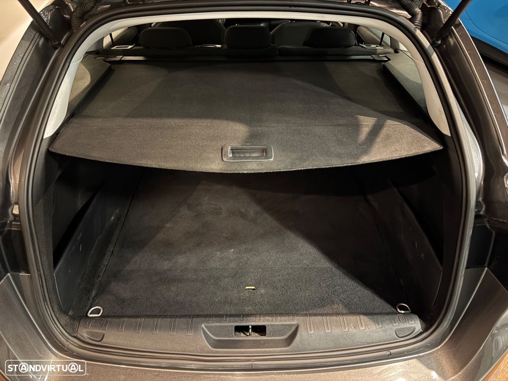 Peugeot 308 SW BlueHDi 130 Stop & Start Active - 37