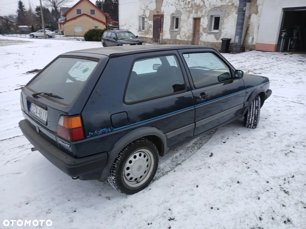 Volkswagen Golf - 5