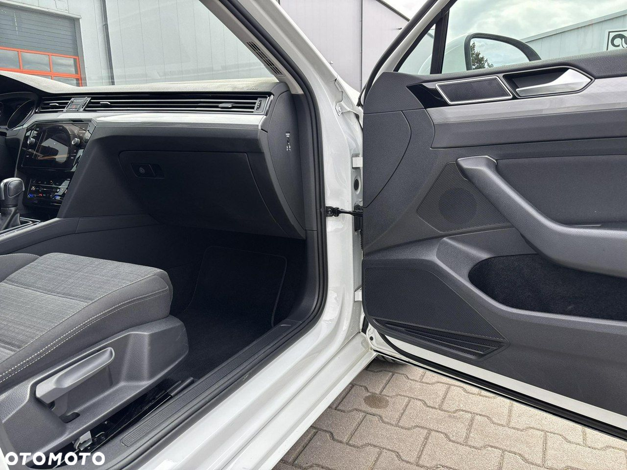 Volkswagen Passat 1.5 TSI EVO Business DSG - 17
