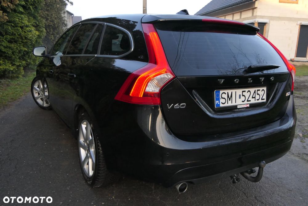 Volvo V60 D2 Drive-E Momentum - 10