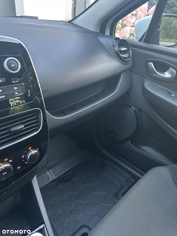 Renault Clio - 13