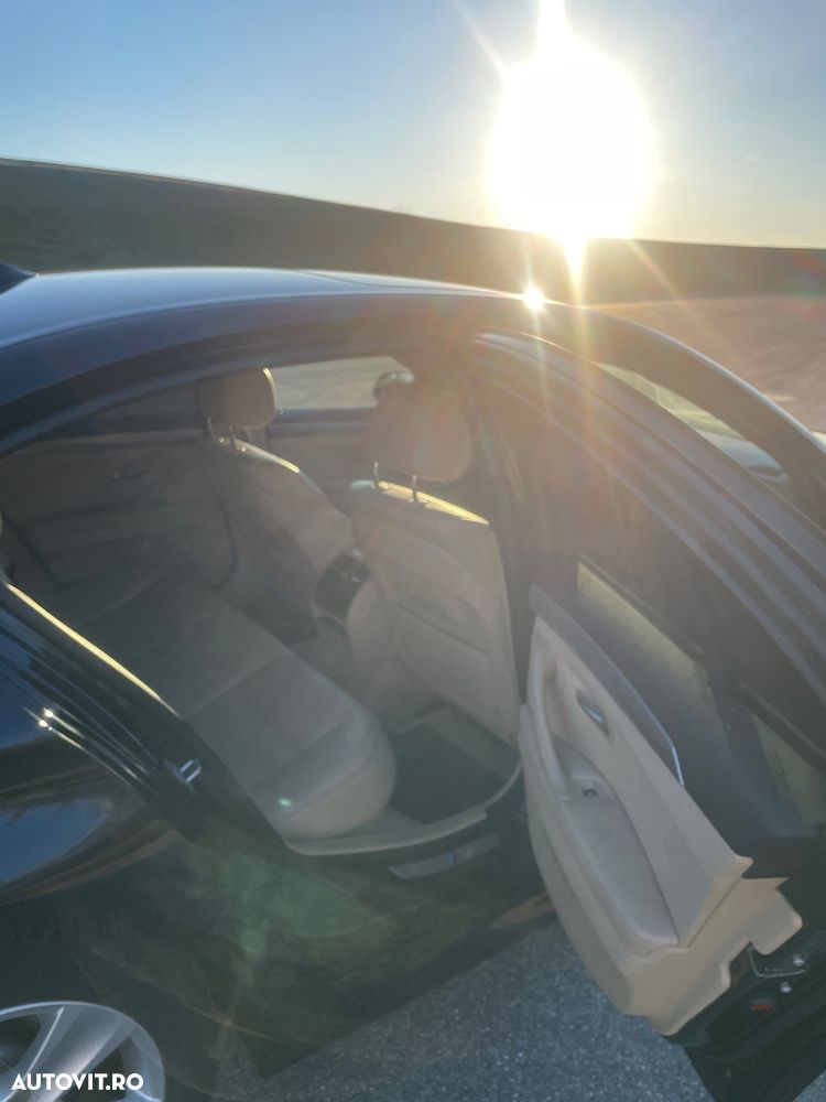 BMW 5 Series 2015 — imagine 4