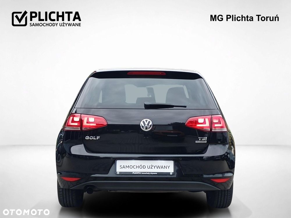 Volkswagen Golf - 5