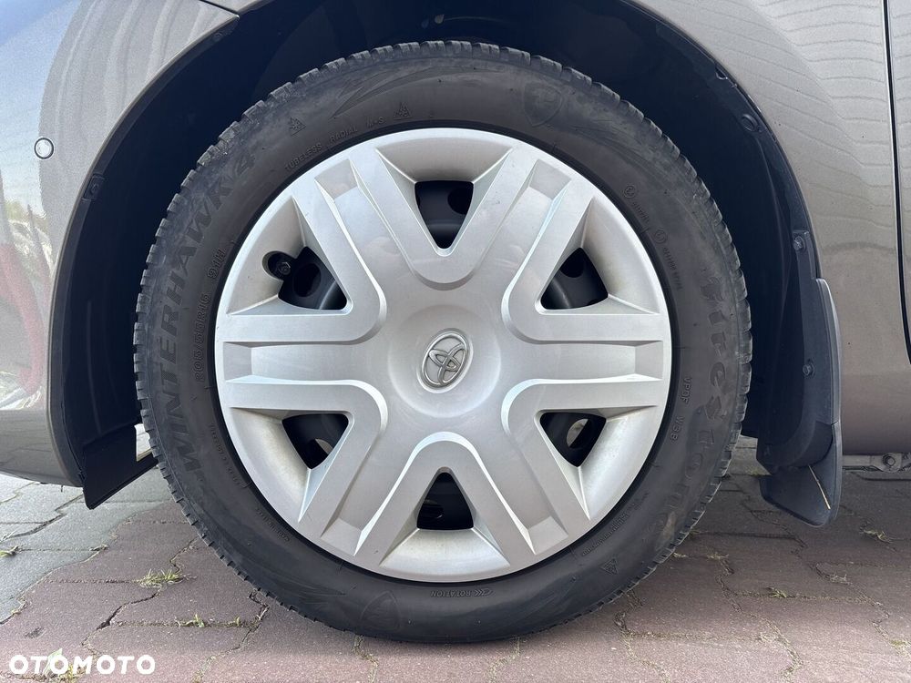Toyota Auris Hybrid 135 Premium - 26